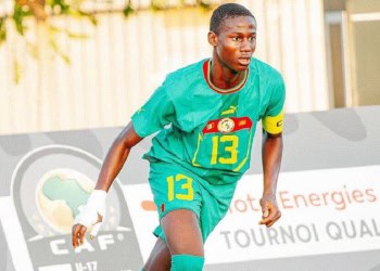 Mercato : Manchester United travaille sur la signature de la pépite sénégalaise Mouhamed Dabo - wiwsport