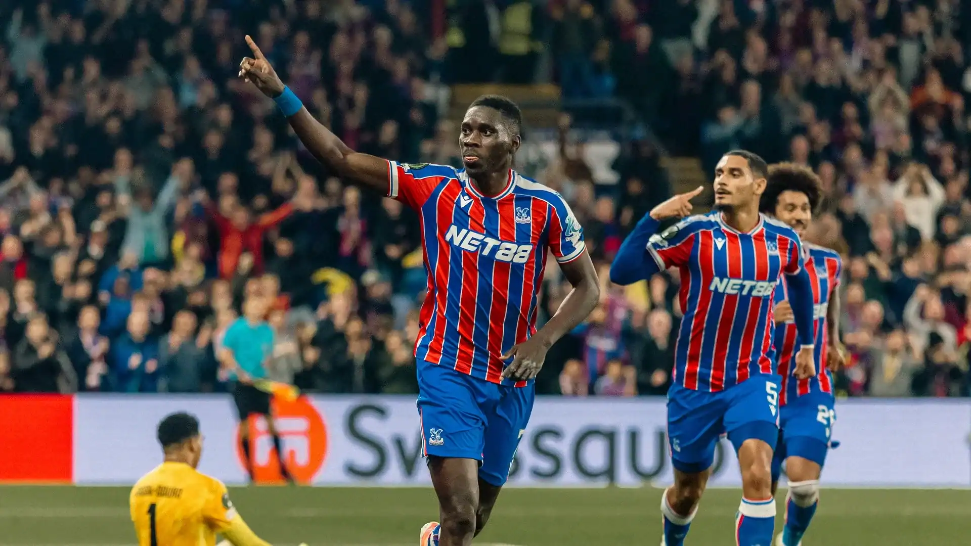 Crystal Palace : Ismaïla Sarr signe un doublé en Ligue Conférence et atteint la barre des 100 buts en carrière - wiwsport Crystal Palace : Ismaïla Sarr signe un doublé en Ligue Conférence et atteint la barre des 100 buts en carrière - wiwsport
