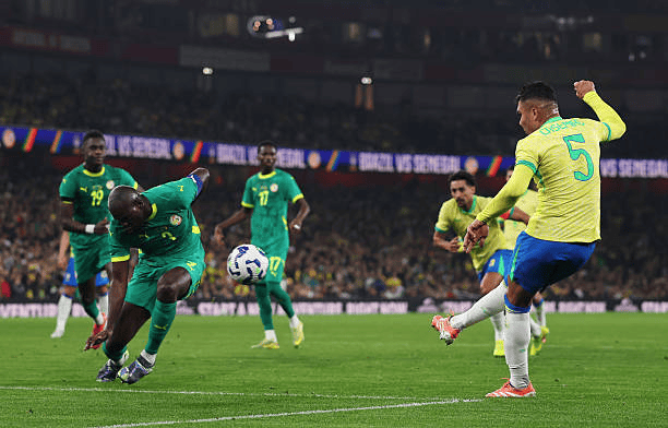 フレンドリー – 休憩時間にライオンズがブラジルにリード (2-0) されました!