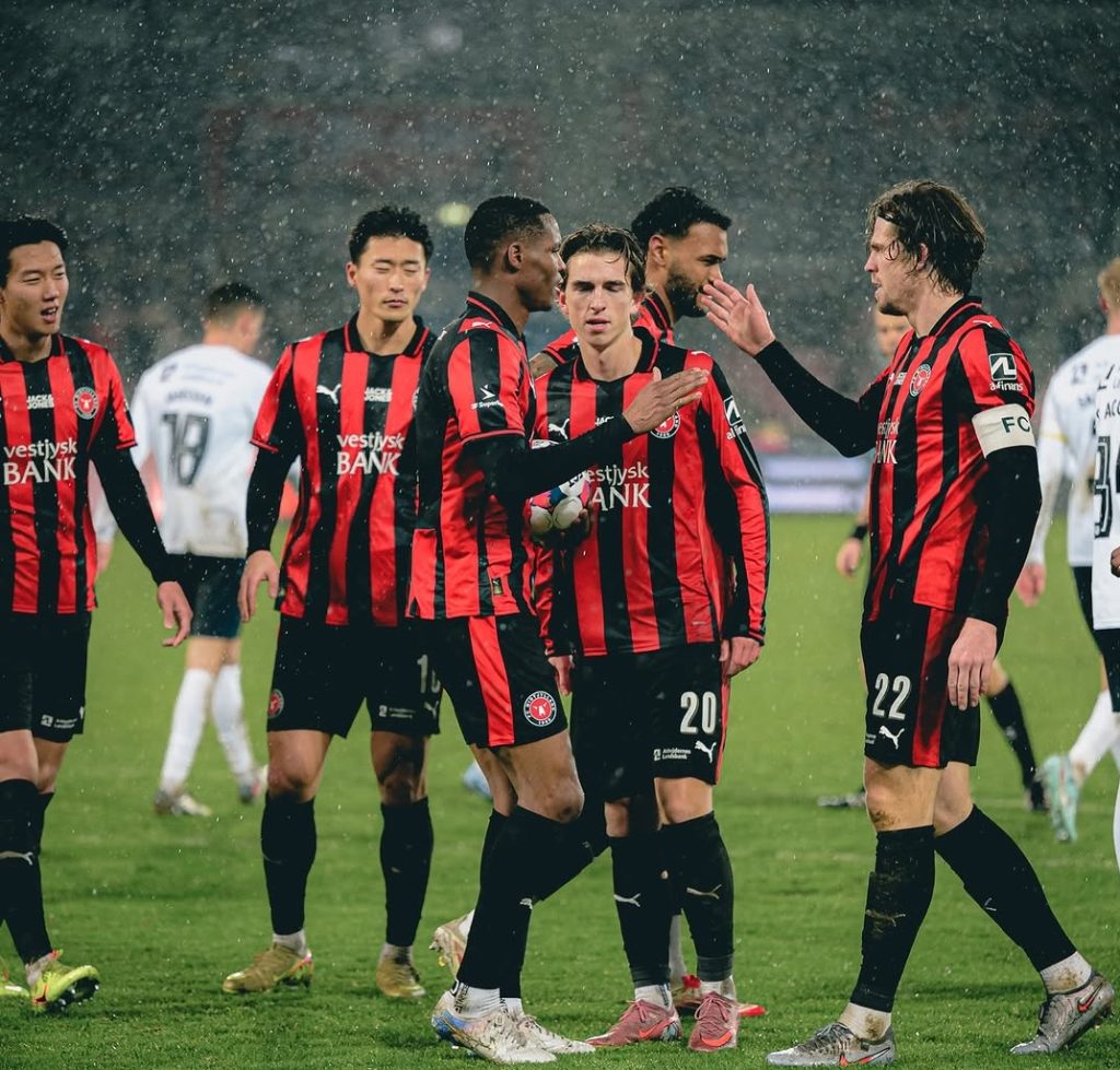 Superligaen : Midtjylland cartonne Nordsjælland (6-0) avec un but d'Ousmane Diao - wiwsport Superligaen : Midtjylland cartonne Nordsjælland (6-0) avec un but d'Ousmane Diao - wiwsport
