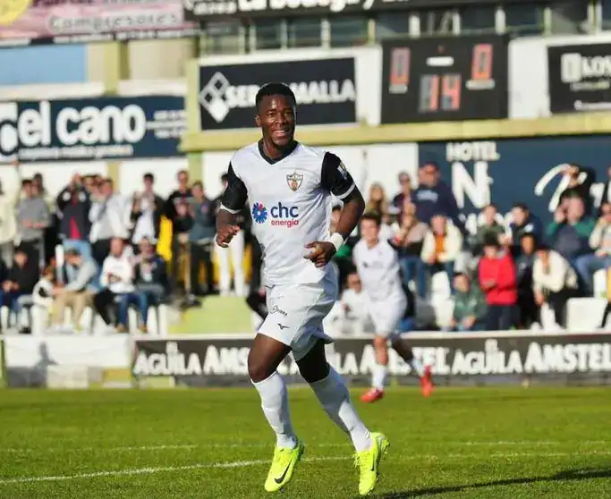 CD Pozoblanco : Arona Diawara élu joueur le plus régulier de la saison (2024-2025) - wiwsport CD Pozoblanco : Arona Diawara élu joueur le plus régulier de la saison (2024-2025) - wiwsport