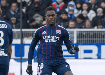 Ligue 1 : Tenus en échec par Auxerre, Moussa Niakhaté et les Gones n'avancent plus - wiwsport