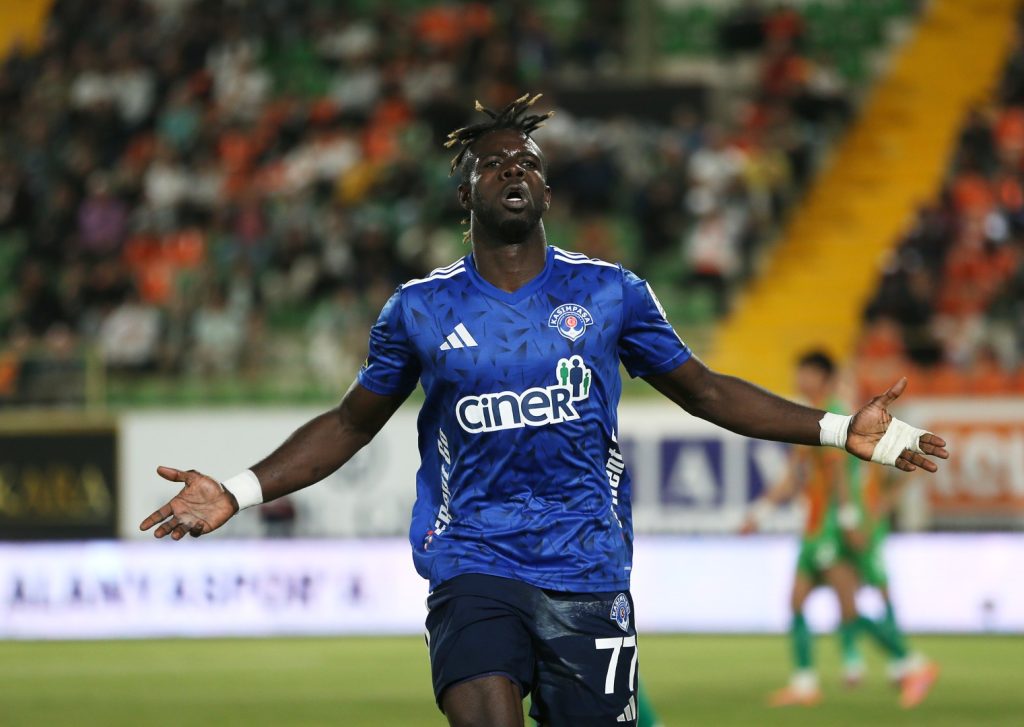 Süper Liga : Kasımpaşa renoue avec la victoire contre Alanyaspor grâce à un doublé de Pape Habib Gueye - wiwsport