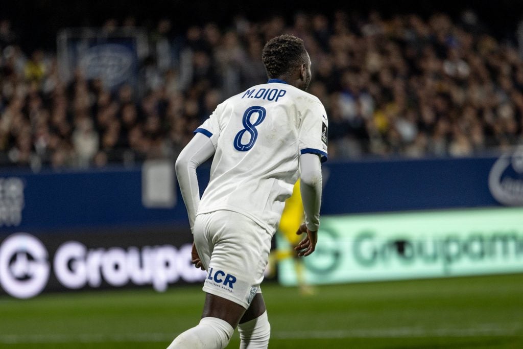 Ligue 2 : Buteur, Mouhamed Diop permet à Troyes d’éviter la défaite face à Pau FC - wiwsport Ligue 2 : Buteur, Mouhamed Diop permet à Troyes d’éviter la défaite face à Pau FC - wiwsport