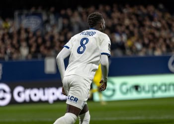 Ligue 2 : Buteur, Mouhamed Diop permet à Troyes d’éviter la défaite face à Pau FC - wiwsport