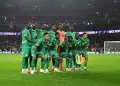 Coupe du monde 2026 : La liste des Lions dévoilée, Bara Sapoko Ndiaye la surprise du chef et plusieurs choix forts - wiwsport LONDON, ENGLAND - NOVEMBER 15: The Senegal team line up for a photo prior to the International Friendly match between Brazil and Senegal at Emirates Stadium on November 15, 2025 in London, England. (Photo by Alex Burstow/Arsenal FC via Getty Images)