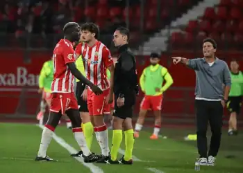 Almería / Dion Lopy présente ses excuses après sa colère contre Eibar : « Ce n'est pas dans mes habitudes » - wiwsport
