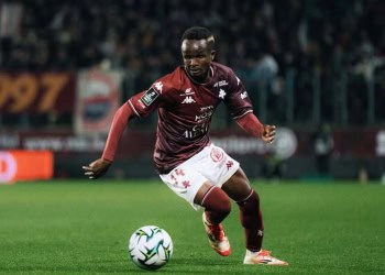 Mercato : Cheikh Sabaly dans le viseur de Southampton et d'autres clubs anglais - wiwsport