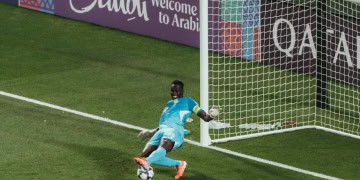 Vidéo : Le triple arrêt d&rsquo;Edouard Mendy (Al-Ahli) contre Al-Sadd
