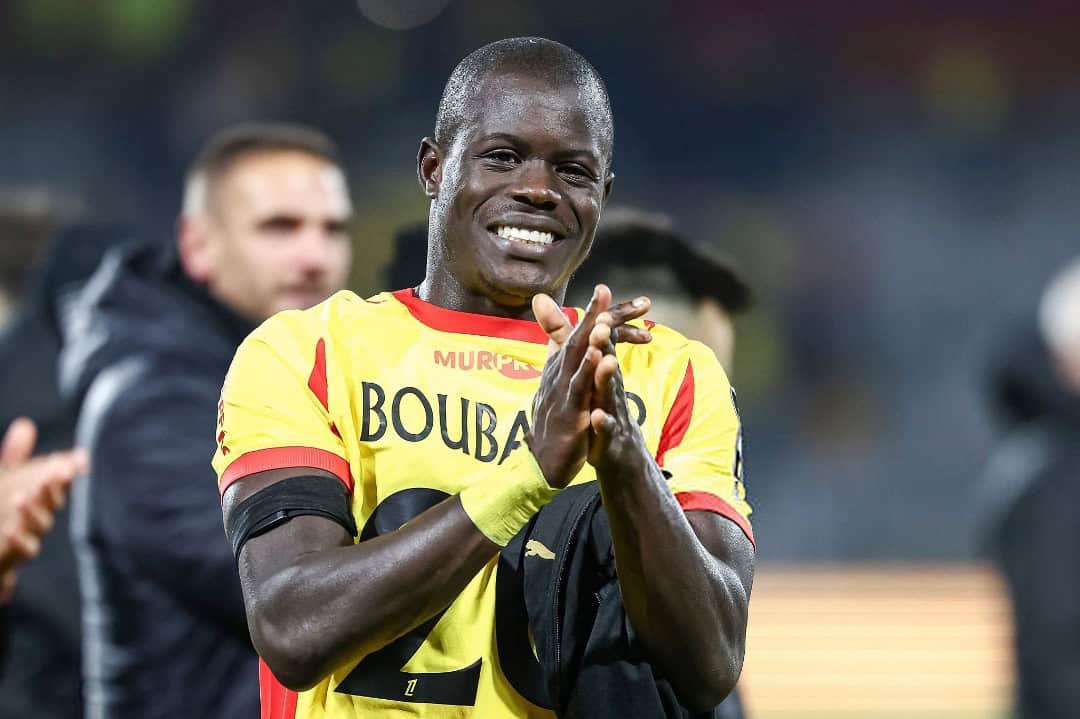 Malang Sarr revient sur son hommage à Pape Bouba Diop : « Il est de mon village de Rufisque ; un joueur qui m’a permis d’avoir mes premiers souvenirs en football en 2002»