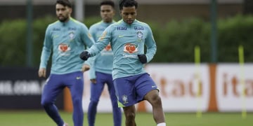 Brésil vs Sénégal : La Seleção lance sa préparation avec 22 joueurs au centre d’entraînement d’Arsenal