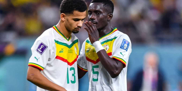 Everton / Equipe Nationale : « Je lui ai dit qu&rsquo;il peut être le prochain Ballon d&rsquo;Or Africain », les éloges d&rsquo;Idrissa Gueye pour Iliman Ndiaye