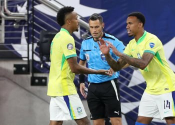 Foot : Face à l'attaque du Sénégal, le Brésil veut d'abord assurer ses arrières avec Militão, Marquinhos et Gabriel - wiwsport Foot : Face à l'attaque du Sénégal, le Brésil veut d'abord assurer ses arrières avec Militão, Marquinhos et Gabriel - wiwsport