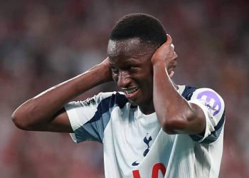 Premier League : Pape Matar Sarr (Tottenham) démarre sur le banc contre Arsenal - wiwsport
