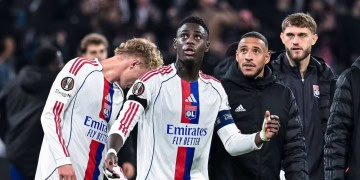 Ligue Europa : Moussa Niakhate titulaire et capitaine de l&rsquo;OL contre le Real Betis