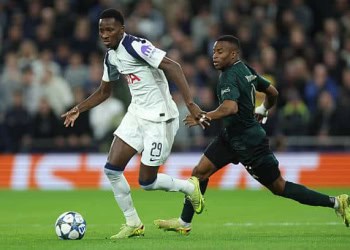 LONDON, ENGLAND - NOVEMBER 4: Pape Matar Sarr of Tottenham Hotspur drives the ball past Youssoufa Moukoko of FC Copenhagen during the UEFA Champions League 2025/26 League Phase MD4 match between Tottenham Hotspur and F.C. Copenhagen at Tottenham Hotspur Stadium on November 4, 2025 in London, England. (Photo by Nigel French/Sportsphoto/Allstar via Getty Images)