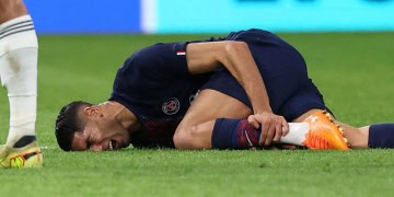 PSG / CAN 2025 : Le Maroc retient son souffle pour Achraf Hakimi, sérieusement blessé face au Bayern Munich