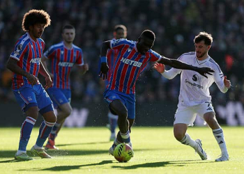 Crystal Palace : Ismaïla Sarr sort sur blessure contre Manchester United - wiwsport