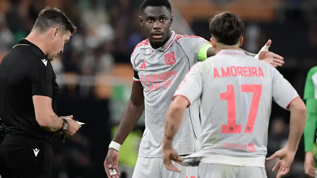 Ligue Europa - Moussa Niakhaté après la défaite de Lyon contre Betis (0-2) : "On a payé cash nos erreurs" - wiwsport