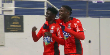 Ligue 2 : Joseph Layousse Samb inscrit son deuxième but avec Laval, précieux vainqueur de Bastia