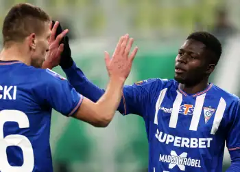 Coupe de Pologne : Grâce à un doublé d'Ousmane Sow, le Górnik Zabrze se défait du Lechia Gdańsk et rejoints les quarts de finale - wiwsport