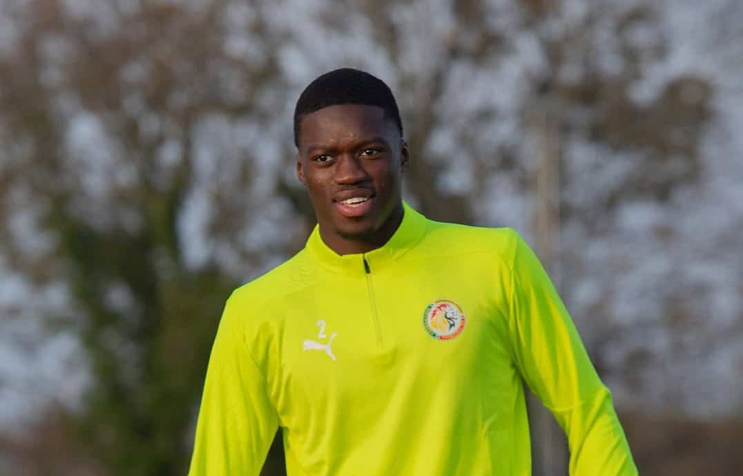 Equipe Nationale : Mamadou Sarr s'est entraîné avec les Lions ce samedi - wiwsport Crédit image : FSF