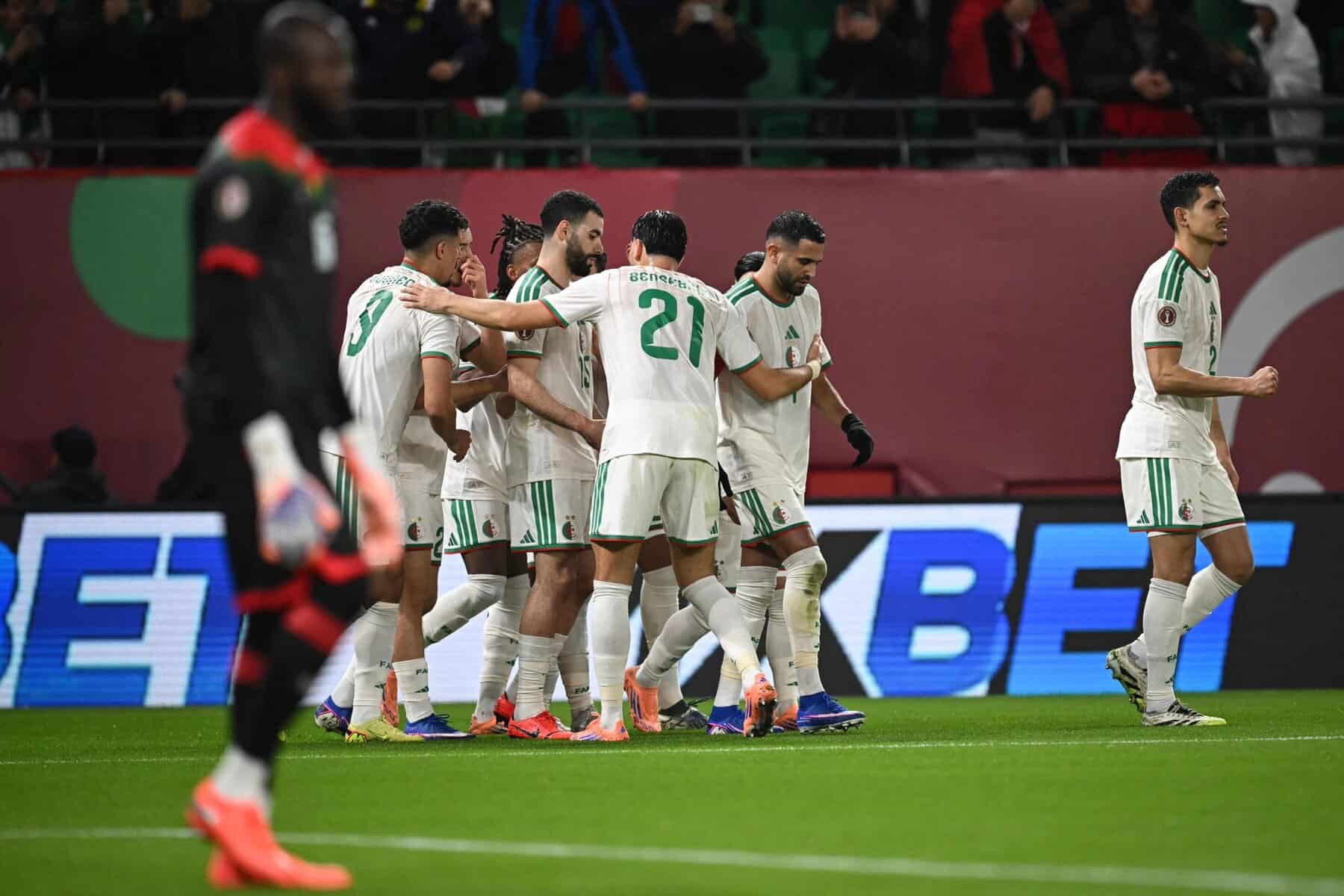 CAN 2025 : L’Algérie s'en sort face au Burkina Faso et assure la première place - wiwsport CAN 2025 : L’Algérie s'en sort face au Burkina Faso et assure la première place - wiwsport