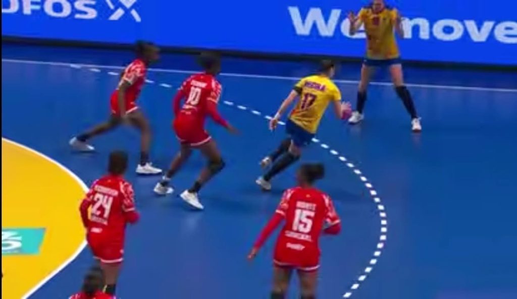 Mondial Féminin 2025 : Les Lionnes submergées par la Roumanie (37-17), sombrent encore - wiwsport Mondial Féminin 2025 : Les Lionnes submergées par la Roumanie (37-17), sombrent encore - wiwsport
