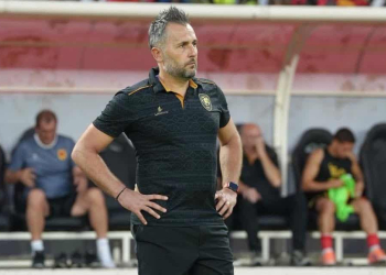 Patrice Beaumelle (sélectionneur Angola) charge la FIFA : « Elle ne valorise pas nos compétitions comme la CAN et ne leur accorde pas la reconnaissance qu'elles méritent » - wiwsport
