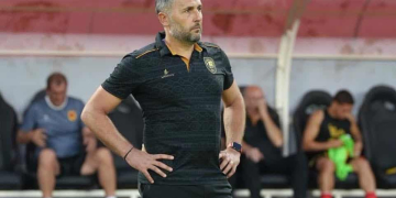 Patrice Beaumelle (sélectionneur Angola) charge la FIFA : « Elle ne valorise pas nos compétitions comme la CAN et ne leur accorde pas la reconnaissance qu'elles méritent » - wiwsport