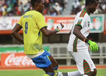 (J6) Ligue 1 : AS Pikine s’offre le derby de la banlieue (3-0) et enfonce Guédiawaye FC dans la crise - wiwsport