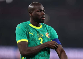 LONDON, ENGLAND - NOVEMBER 15: Kalidou Koulibaly of Senegal reacts during the International Friendly between Brazil and Senegal at Emirates Stadium on November 15, 2025 in London, England. (Photo by Ryan Pierse/Getty Images)