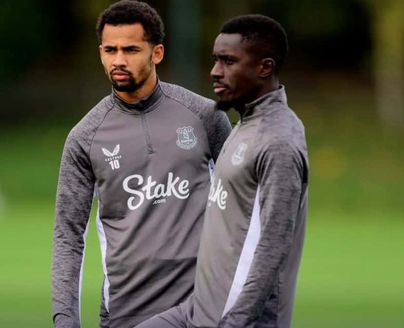 CAN 2025 : Everton confirme la libération de Gana Gueye et Iliman Ndiaye pour le 15 décembre - wiwsport CAN 2025 : Everton confirme la libération de Gana Gueye et Iliman Ndiaye pour le 15 décembre - wiwsport