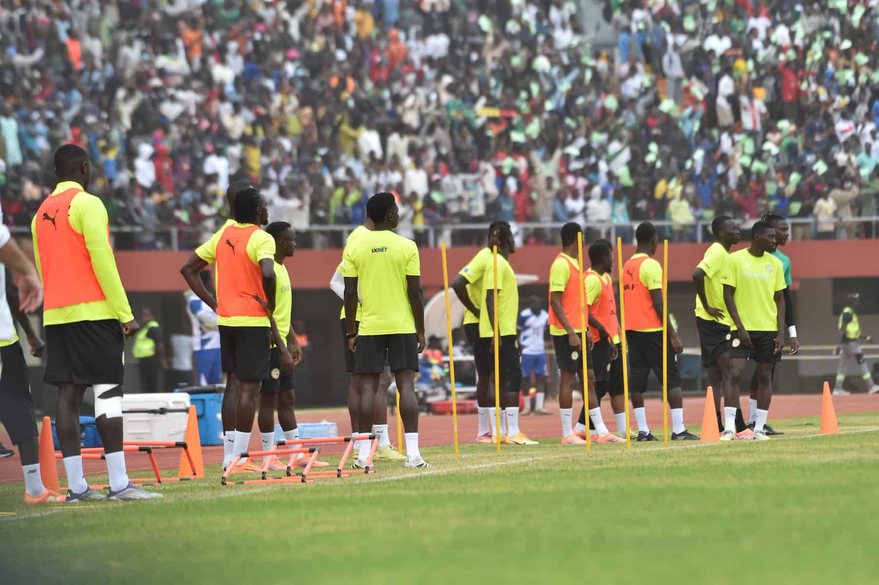 CAN 2025 : Revivez en images l’entraînement des Lions au Stade Léopold-Sédar-Senghor - wiwsport