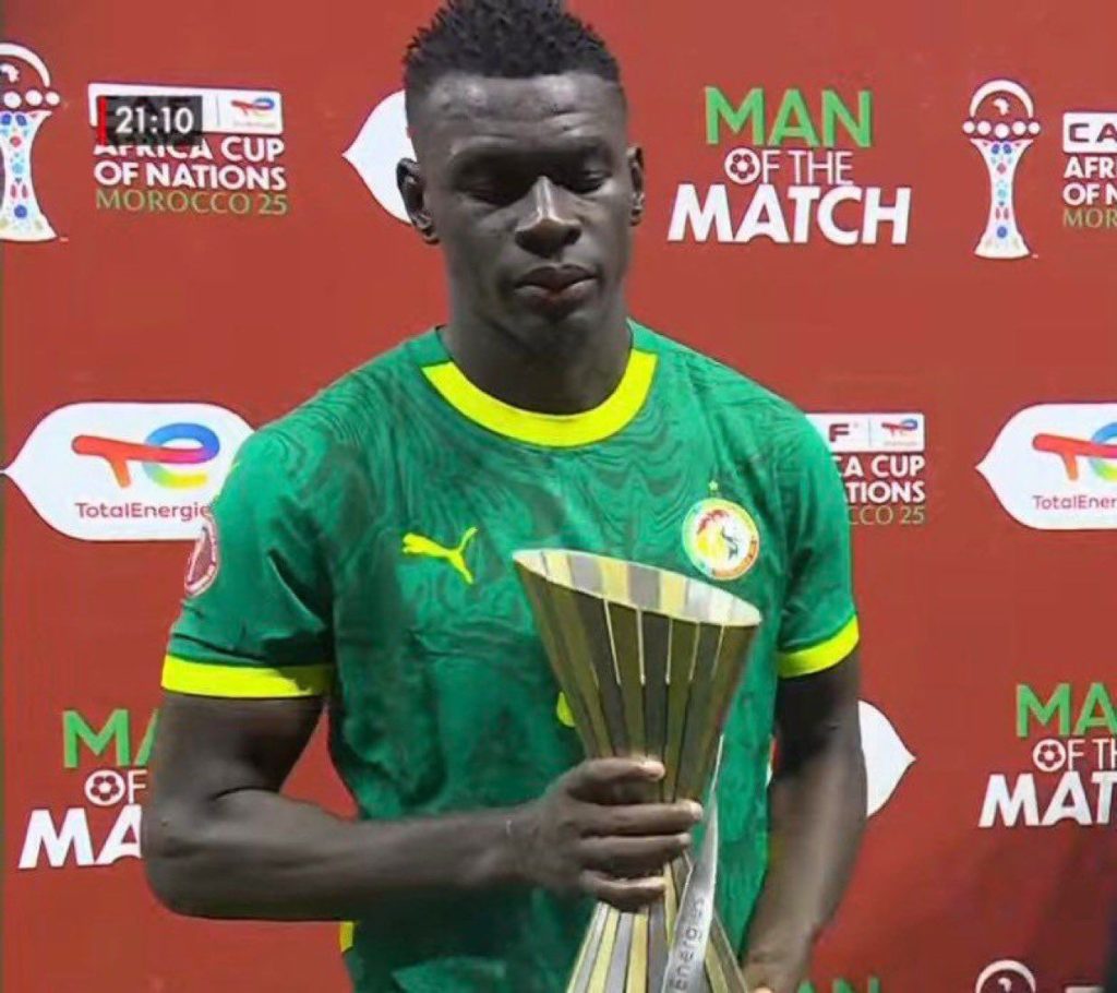 CAN 2025 : Abdoulaye Seck élu homme du match face au Bénin - wiwsport CAN 2025 : Abdoulaye Seck élu homme du match face au Bénin - wiwsport