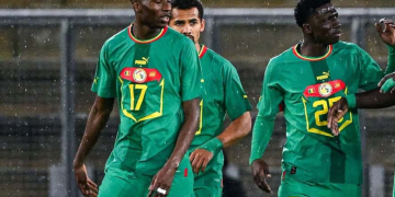 CAN 2025 : Pape Matar Sarr et Lamine Camara, deux titulaires en puissance qui rongent encore leur frein - wiwsport