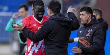 « De la joie et de l'enthousiasme de voir nos joueurs disputer un tournoi international » : L’entraîneur du Rayo Vallecano, Iñigo Pérez, juge la CAN en pleine saison - wiwsport