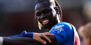 MADRID, SPAIN - NOVEMBER 09: Pathe Ciss of Rayo Vallecano smiles during the Spanish League, LaLiga EA Sports, football match played between Rayo Vallecano and Real Madrid C.F. at Estadio de Vallecas on November 9, 2025, in Madrid, Spain. (Photo By Dennis Agyeman/Europa Press via Getty Images)