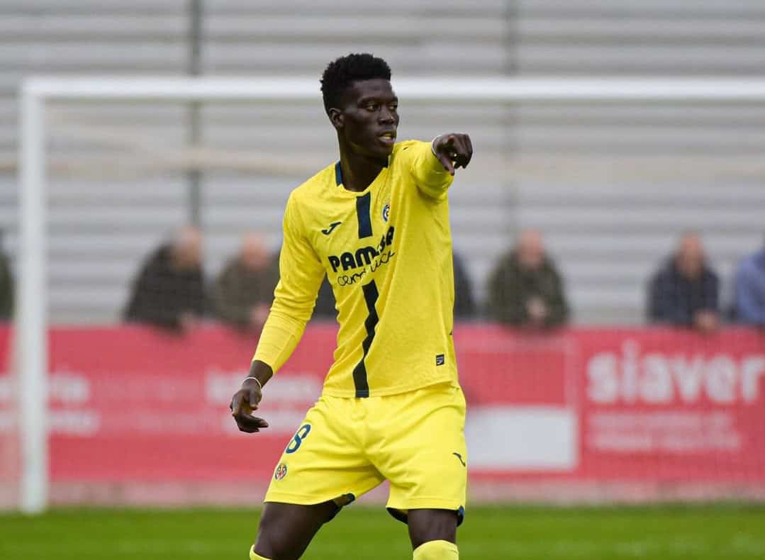 Villarreal : Alassane Diatta titulaire contre le Bayer Leverkusen pour ses grands débuts en Ligue des Champions - wiwsport Villarreal : Alassane Diatta titulaire contre le Bayer Leverkusen pour ses grands débuts en Ligue des Champions - wiwsport
