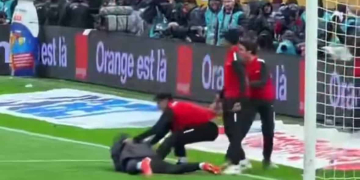 Yehvann Diouf revient sur l’épisode des serviettes : « J’ai été tout aussi surpris lorsque j’ai vu qu’ils ont essayé de les prendre » - wiwsport