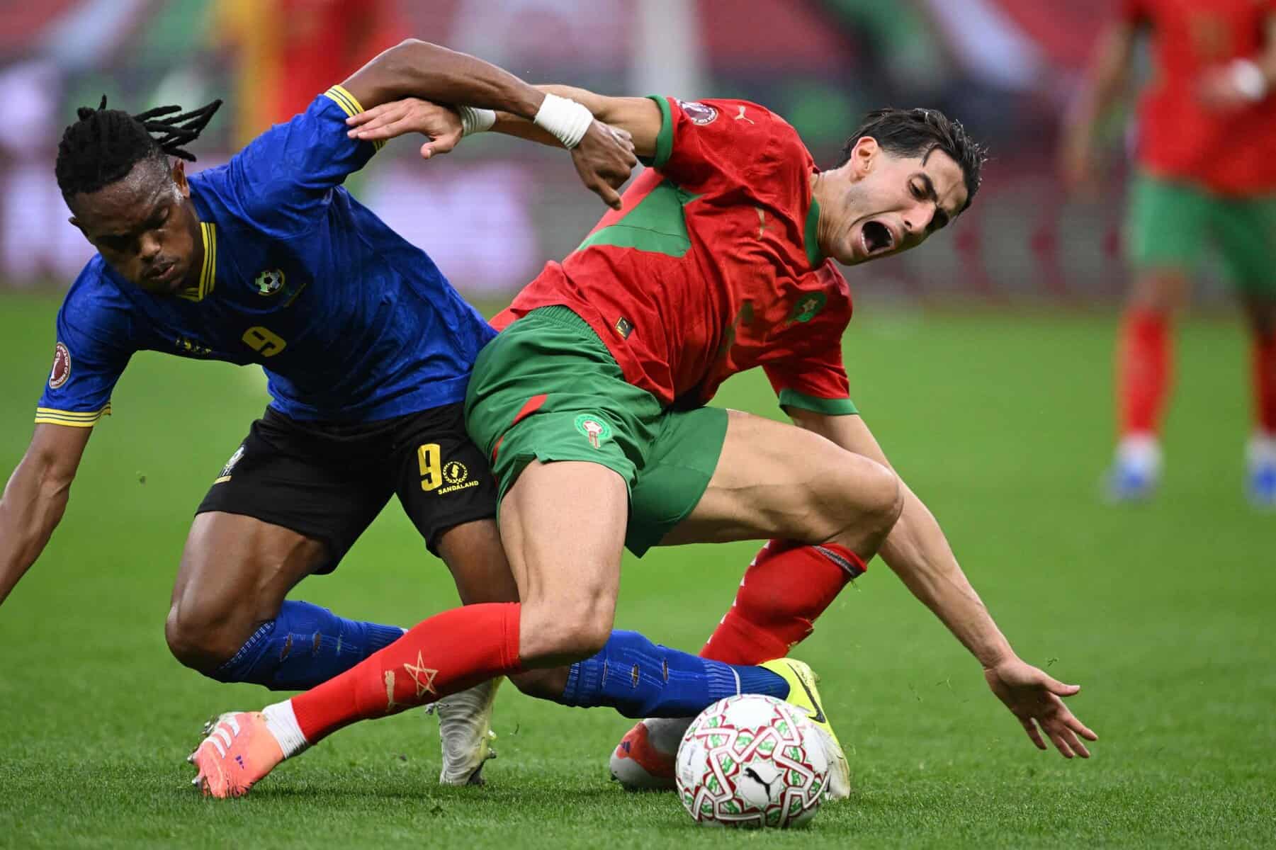 CAN 2025 : Le Maroc assure péniblement l'essentiel face à la Tanzanie et rejoint les quarts - wiwsport CAN 2025 : Le Maroc assure péniblement l'essentiel face à la Tanzanie et rejoint les quarts - wiwsport