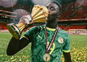 CAN 2025 : Aulas, Fonseca, Clinton Mata… Lyon célèbre le sacre du Sénégal et de Moussa Niakhaté - wiwsport