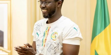 Bassirou Diomaye Faye aux Lions : « À une marche de la consécration, poursuivez avec la même lucidité, la même discipline et le même esprit collectif » - wiwsport