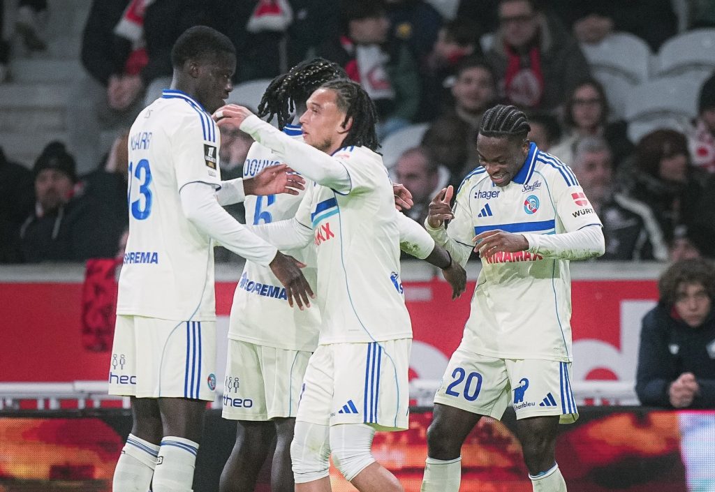 Ligue 1 : Strasbourg et Mamadou Sarr en démonstration face à Lille (1-4) - wiwsport Ligue 1 : Strasbourg et Mamadou Sarr en démonstration face à Lille (1-4) - wiwsport
