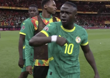 Mamadou Niang révèle la discussion avec Sadio Mané au moment où les Lions quittaient la pelouse : « Il avait la réponse en lui mais je lui ai dit que c’était peut-être sa dernière CAN…» - wiwsport