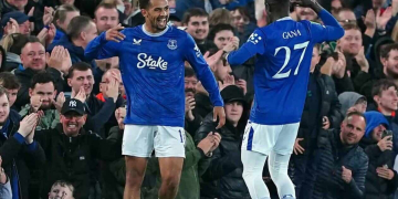 Premier League : Idrissa Gueye et Iliman Ndiaye titulaires avec Everton contre Leeds United - wiwsport