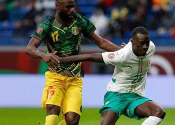 CAN 2025 : Le Sénégal mène face au Mali à la pause grâce à un but d'Iliman Ndiaye - wiwsport