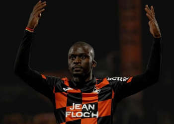 France : Bamba Dieng décisif, 6 buts en 3 matchs avec Lorient - wiwsport