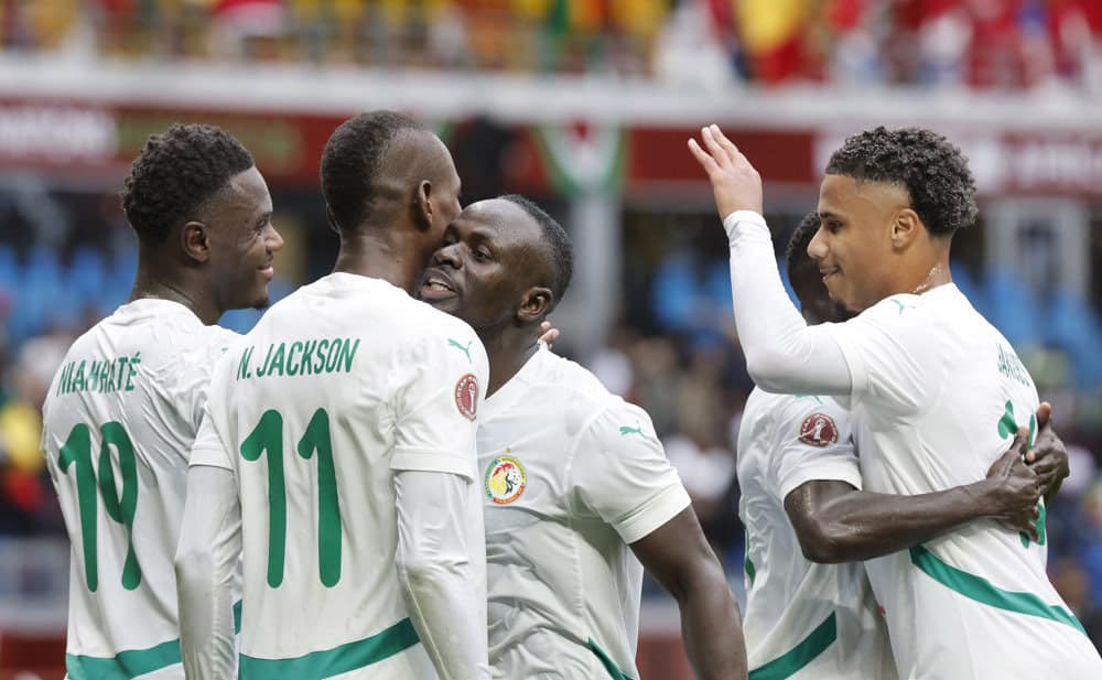 CAN 2025 : Le Sénégal engrange déjà 1,625 milliard dans les caisses de la FSF - wiwsport Nicolas Jackson of Senegal celebrates goal with teammate Sadio Mane during the 2025 Africa Cup of Nations AFCON match between Senegal and Botswana at the Grand Stadium Tangier in Tangier, Morocco on 23 December 2025 ©Gavin Barker/BackpagePix
