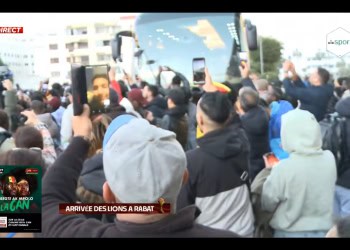 Sénégal - Maroc : Absence de sécurité, des agents fédéraux en costume de « policiers »... L’arrivée chaotique des Lions à Rabat pour la finale - wiwsport
